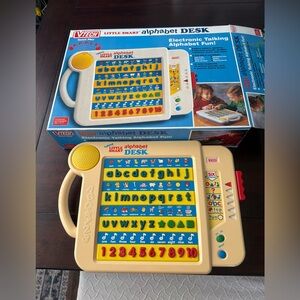 Vintage 90s vtech alphabet desk